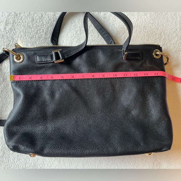 Michael Kors Mira Black Leather Crossbody Bag. Black w gold hardware - Picture 9 of 9